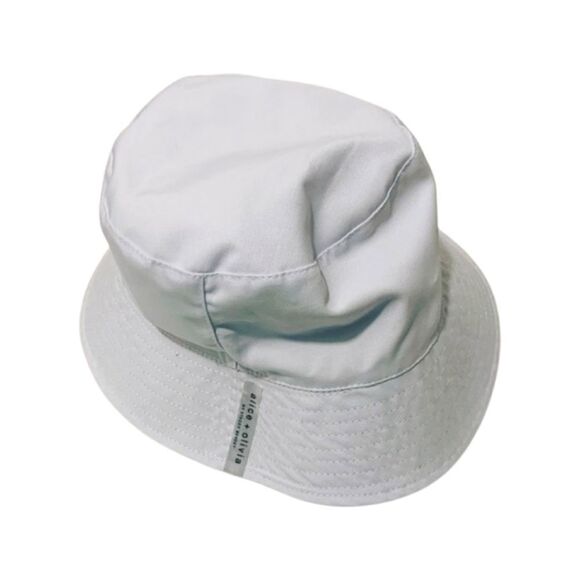 Alice + Olivia X FabFitFun Reversible Bucket Hat - Picture 2 of 4